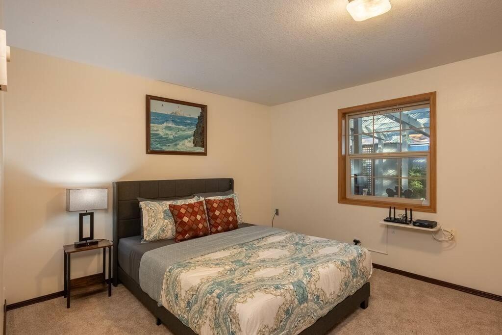 Comfy 4B/2B Home Near Dunes & Ocean! Pet Friendly! Флоренс Екстер'єр фото