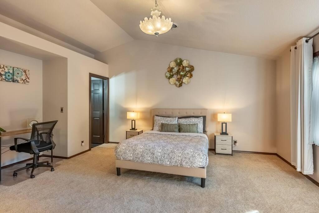 Comfy 4B/2B Home Near Dunes & Ocean! Pet Friendly! Флоренс Екстер'єр фото